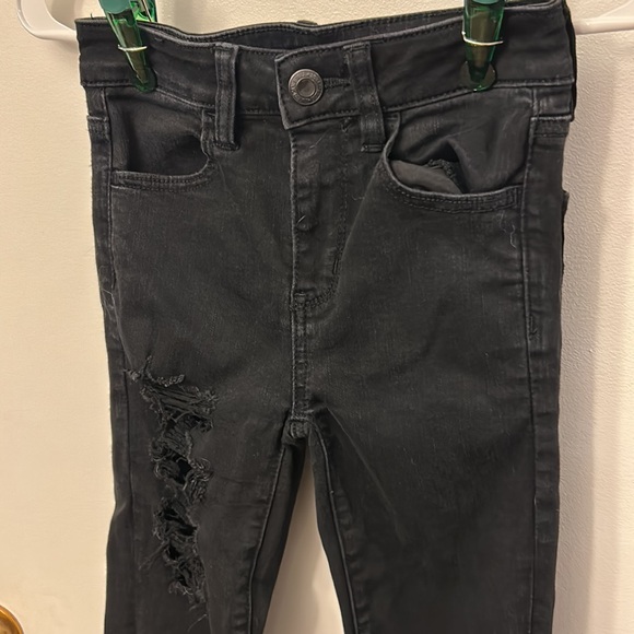 American Eagle Women’s Jeans Black/Distressed Size 00 Short - Picture 2 of 8